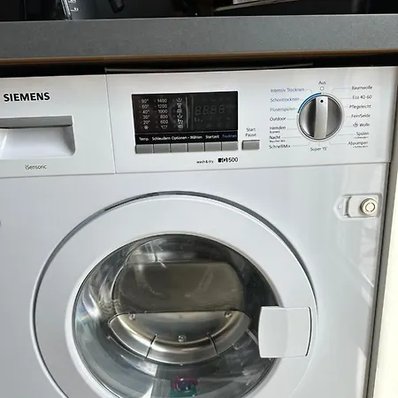 Apartament Traumhafte Haushaelfte Mit Kamin, Garten & Whirlpool Berlin