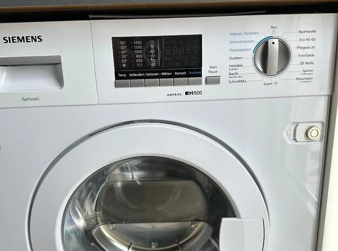 Lejlighed Traumhafte Haushaelfte Mit Kamin, Garten & Whirlpool Berlin