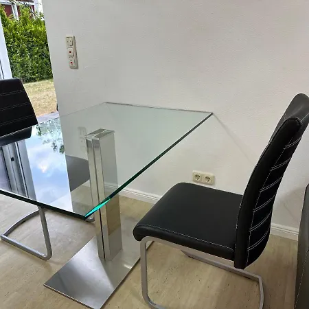 Traumhafte Haushaelfte Mit Kamin, Garten & Whirlpool Apartamento *